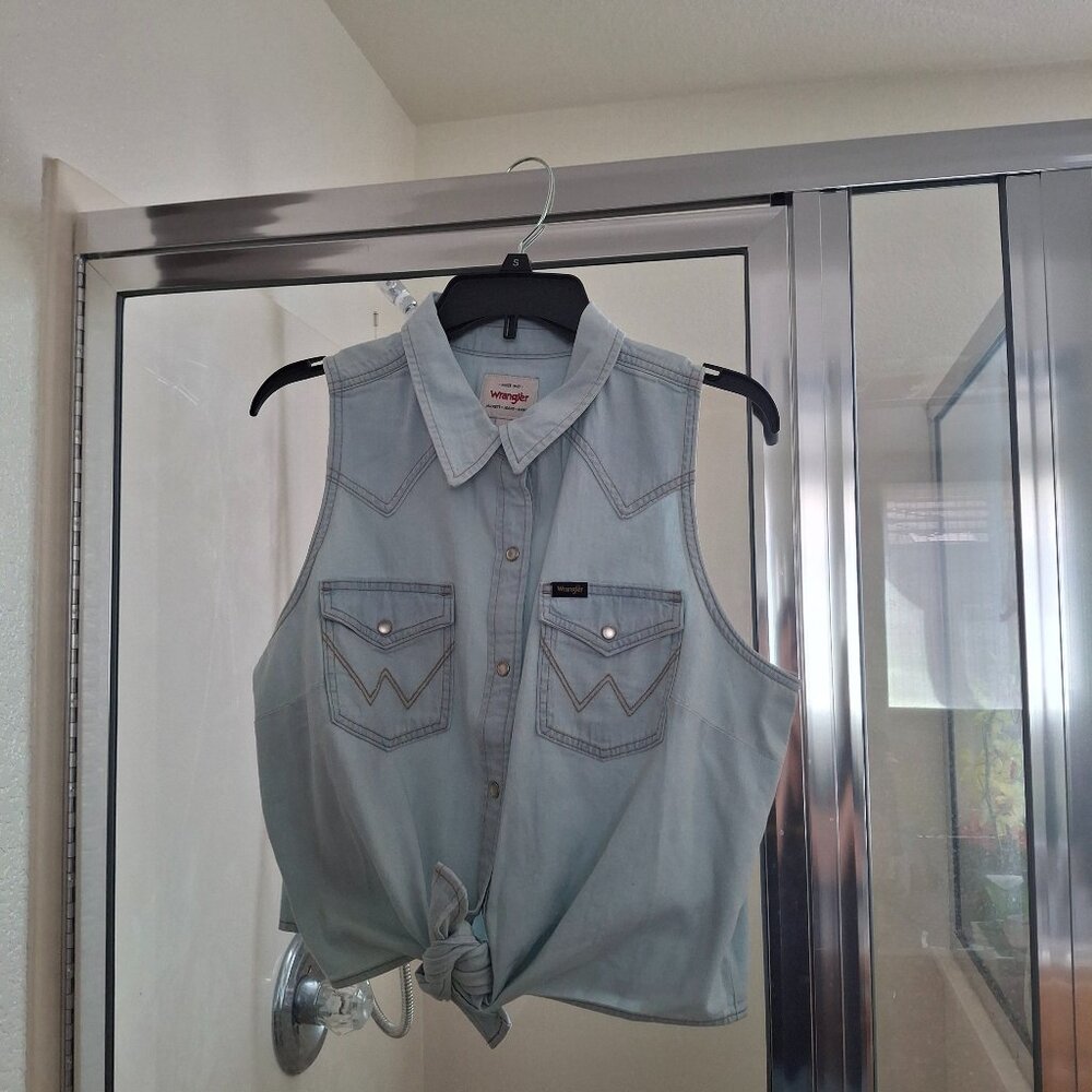 Blouse - Picture 14 of 15